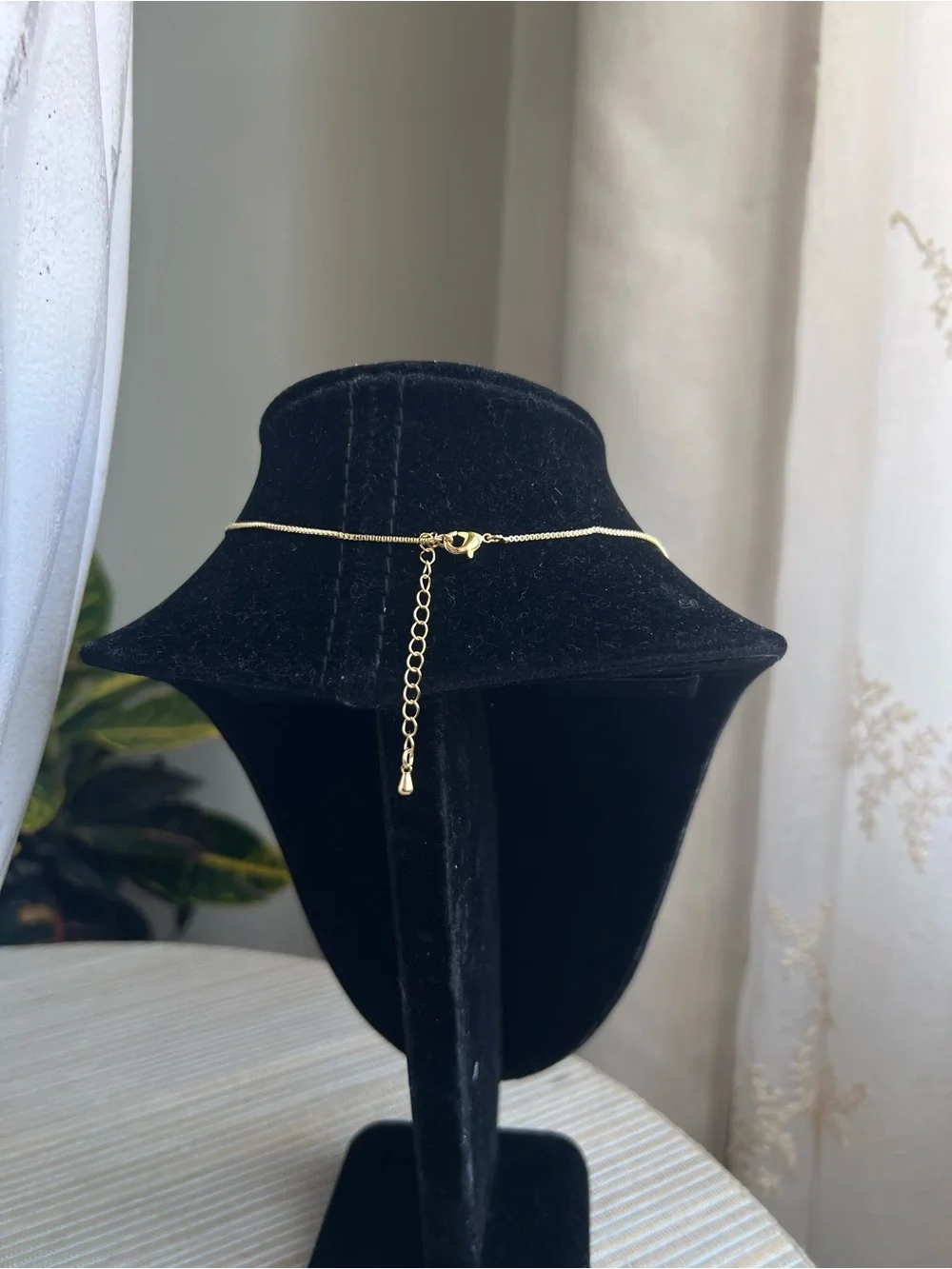 🩷- adjustable black and  pavé clover dangle pendant gold necklace